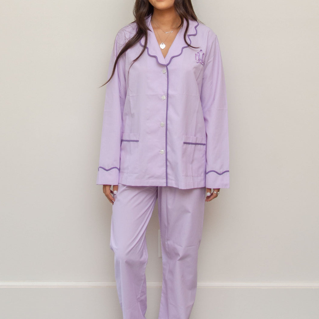 https://shopjennyallen.com/cdn/shop/products/jenny-allen-luxury-custom-pajamas-2_530x@2x.jpg?v=1602431152